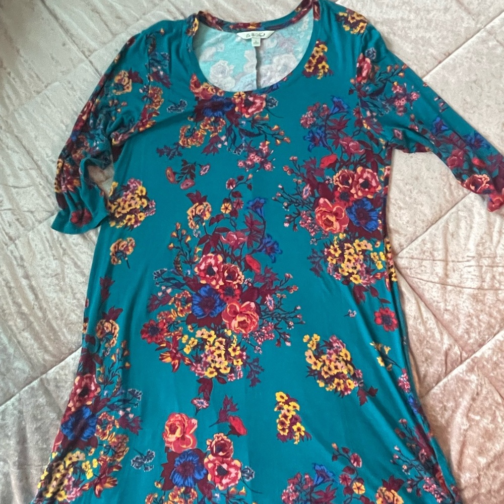 The Pioneer Woman Teal Floral Midi Dress - Picture 9 of 9
